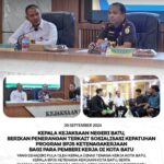 KAJARI BATU BERSAMA KEPALA BPJS KETENAGAKERJAAN KOTA BATU DAN KEPALA DINAS KETENAGAKERJAAN KOTA